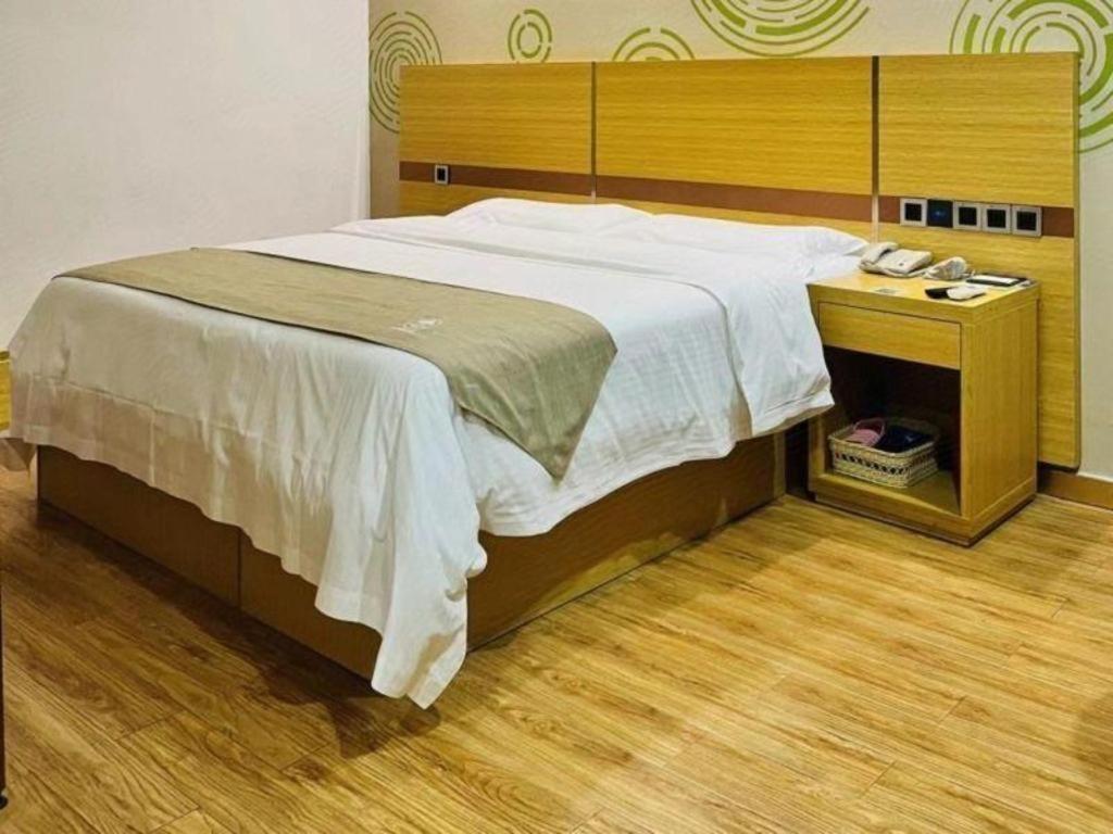Greentree Inn Qingyuan Qinghe Avenue Branch Extérieur photo