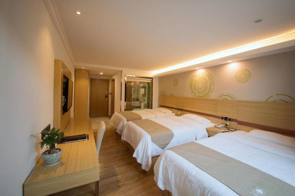 Greentree Inn Qingyuan Qinghe Avenue Branch Extérieur photo